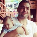 Гобозов хочет взять сына на острова