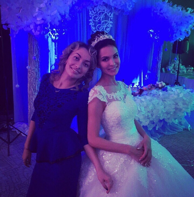 Экс-участница Алена Юдина вышла замуж Экс-участница Алена Юдина вышла замуж