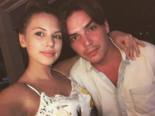 Александра Артёмова: Любимый, с днем рождения! Александра Артёмова: Любимый, с днем рождения!