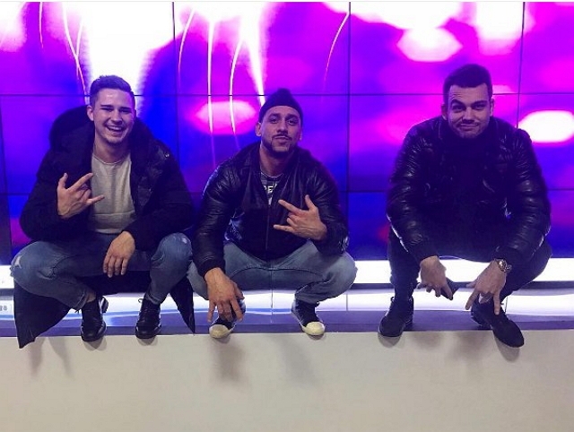 Фото со съёмок ток-шоу (26.12.2016) Фото со съёмок ток-шоу (26.12.2016)