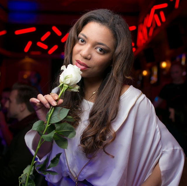 Кпадону готовится к операции по восстановлению девственности Кпадону готовится к операции по восстановлению девственности