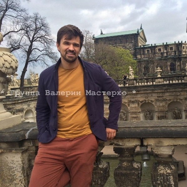 ����� �������� ����