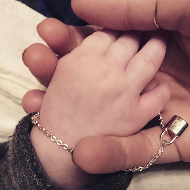 Ксения Собчак поделилась трогательной фотографией сына Ксения Собчак поделилась трогательной фотографией сына