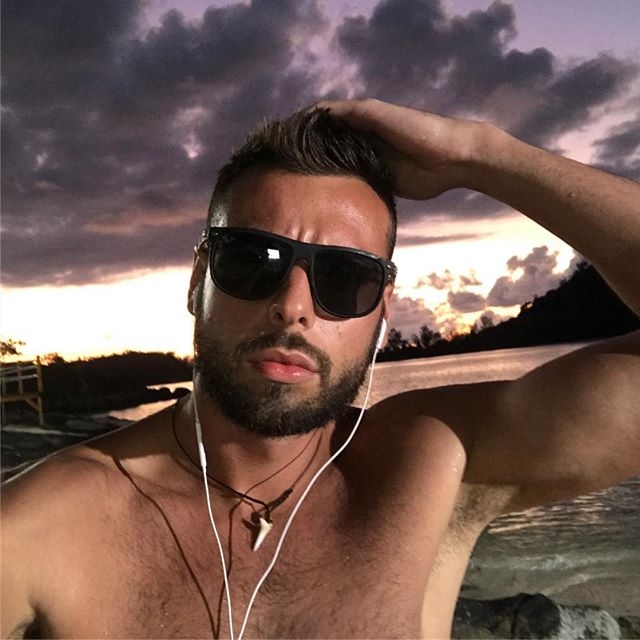 ����� ����� ���: ������ �������