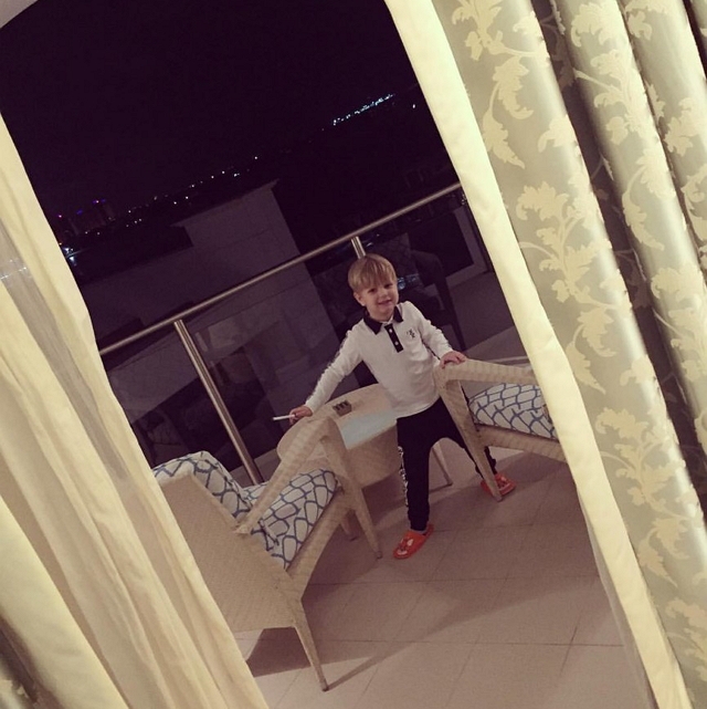 ����� ����� ���������� ������ � ����� � �����