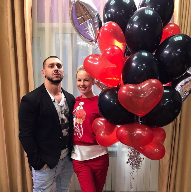 Александра Харитонова: Тяжело кому-то довериться Александра Харитонова: Тяжело кому-то довериться