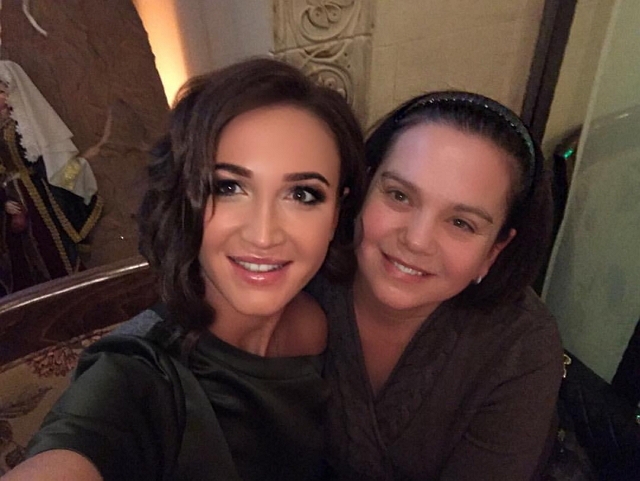 Ирина Бузова: Что родилось - то родилось! Ирина Бузова: Что родилось - то родилось!