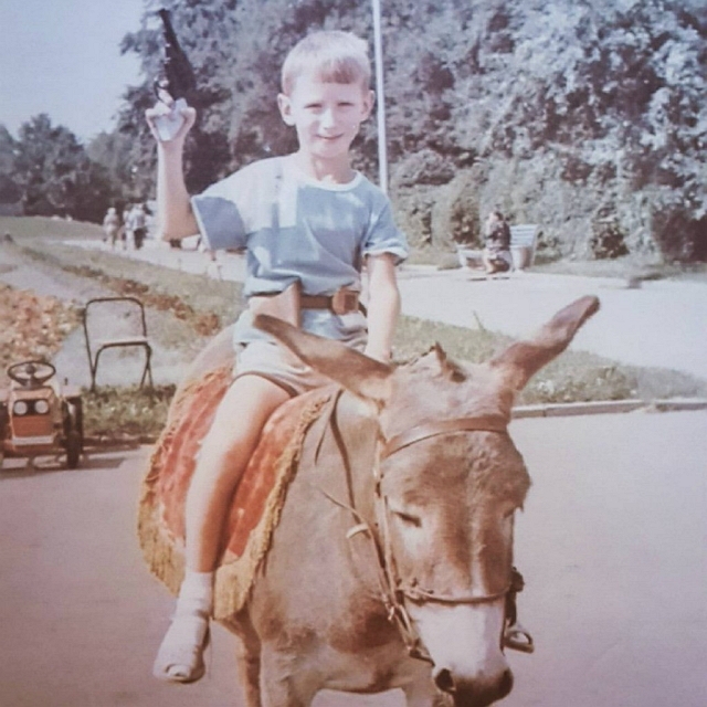 Детские фотографии участников телепроекта Детские фотографии участников телепроекта