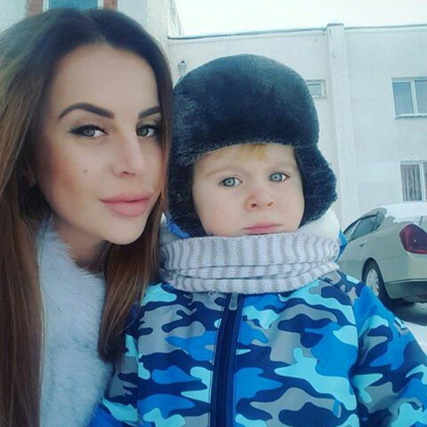 Ольга Ветер покрестила сына Ольга Ветер покрестила сына