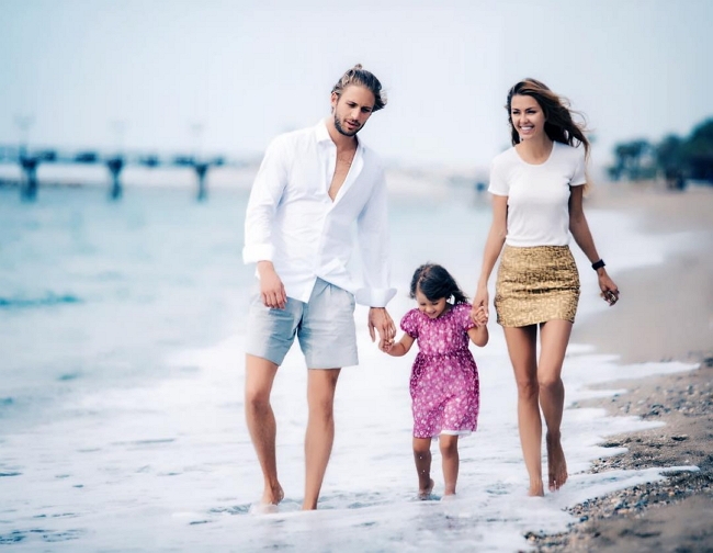 Виктория Боня: Мы с Алексом действительно расстались Виктория Боня: Мы с Алексом действительно расстались