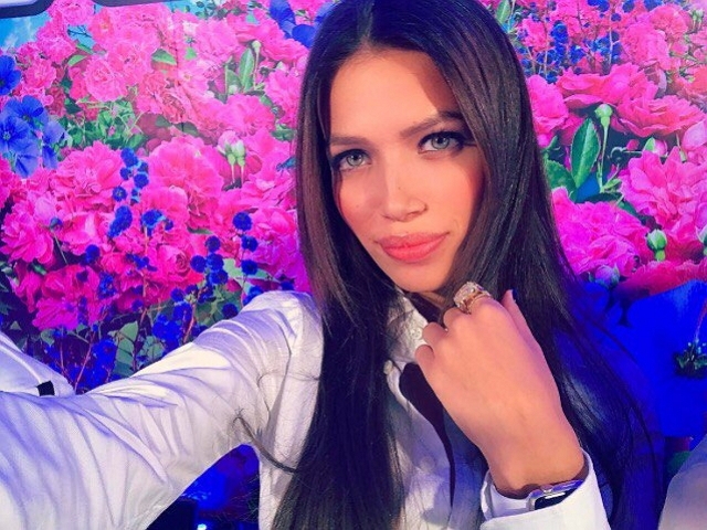 Фото со съёмок ток-шоу (7.02.2017) Фото со съёмок ток-шоу (7.02.2017)