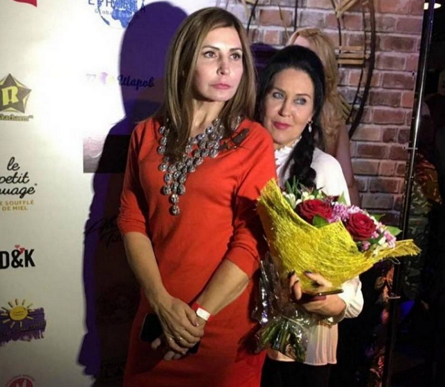 Ирина Агибалова: Африкантовой надо провериться у психиатра! Ирина Агибалова: Африкантовой надо провериться у психиатра!