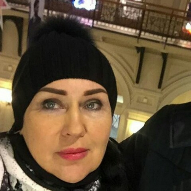 Илья Яббаров пытается развести Татьяну Африкантову Илья Яббаров пытается развести Татьяну Африкантову