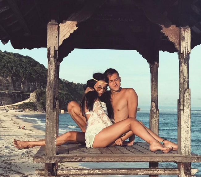 Нелли Ермолаева насладилась красотами Бали Нелли Ермолаева насладилась красотами Бали