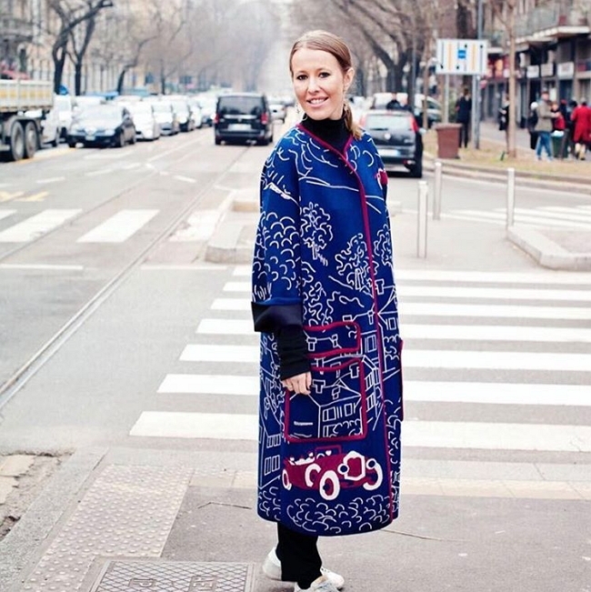 Фанаты высмеяли наряд Ксении Собчак Фанаты высмеяли наряд Ксении Собчак