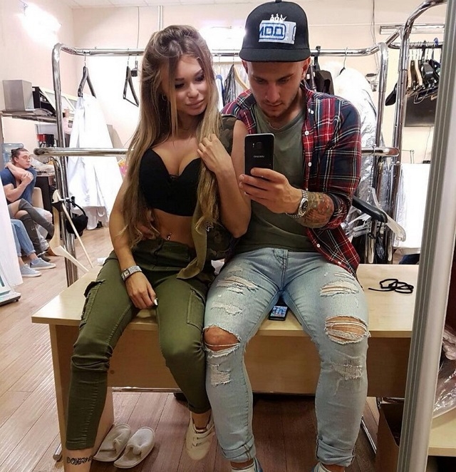 Фото со съёмок ток-шоу (4.04.2017) Фото со съёмок ток-шоу (4.04.2017)