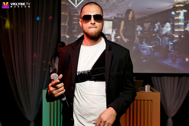 Ради Бузовой Тимур Гарафутдинов готов на безумства Ради Бузовой Тимур Гарафутдинов готов на безумства