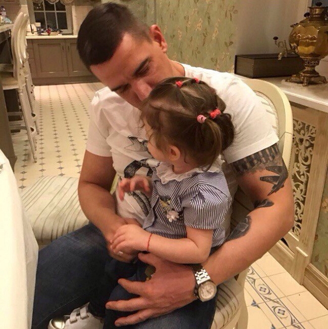 Фото детей участников Дома-2 (10.04.2017) Фото детей участников Дома-2 (10.04.2017)