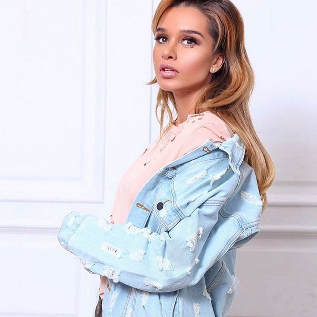 Бородина превратила свой Инстаграм в интернет-магазин Бородина превратила свой Инстаграм в интернет-магазин