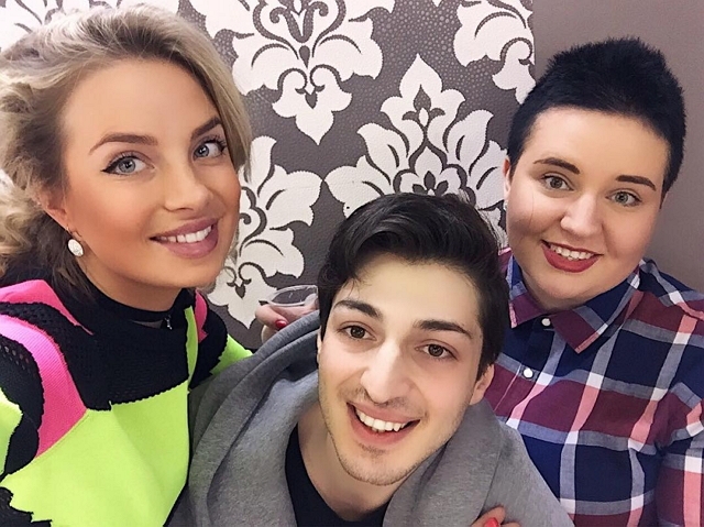 Фото со съёмок ток-шоу (18.04.2017) Фото со съёмок ток-шоу (18.04.2017)