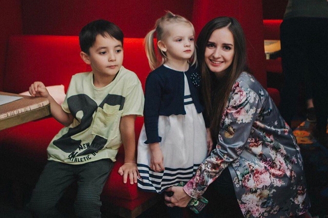 Фото детей участников Дома-2 (19.04.2017) Фото детей участников Дома-2 (19.04.2017)