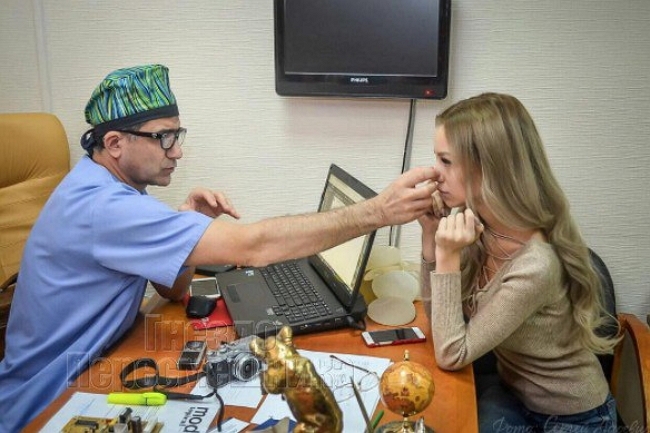 Катя Гужвинская решилась на ринопластику Катя Гужвинская решилась на ринопластику