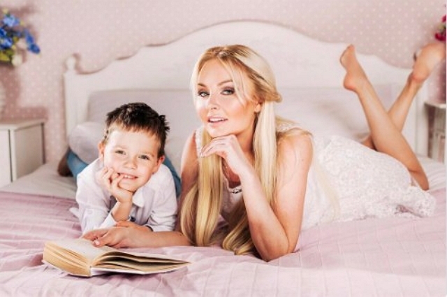 Артём Пынзарь: Мы маму бережем, она же девочка Артём Пынзарь: Мы маму бережем, она же девочка