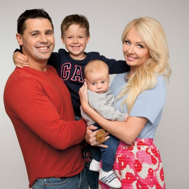 Артём Пынзарь: Мы маму бережем, она же девочка Артём Пынзарь: Мы маму бережем, она же девочка