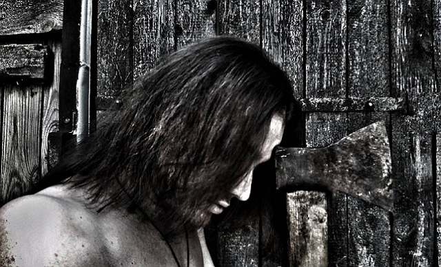 Май Абрикосов примерил на себя роль викинга Май Абрикосов примерил на себя роль викинга