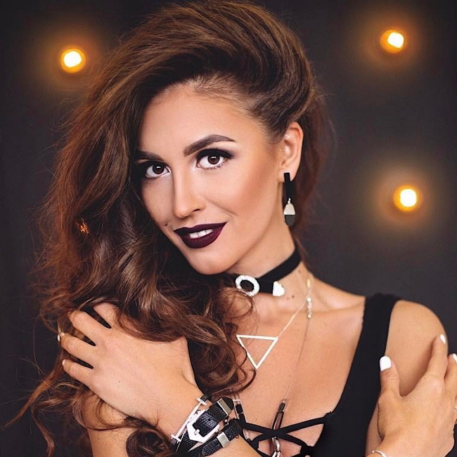 Жизнь после шоу: Анна Бузова Жизнь после шоу: Анна Бузова