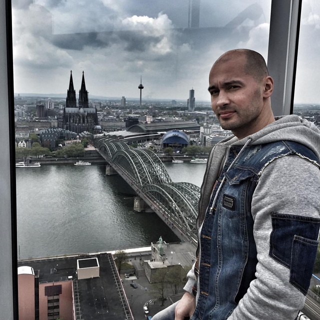 ����� ����� ���: ������ ��������