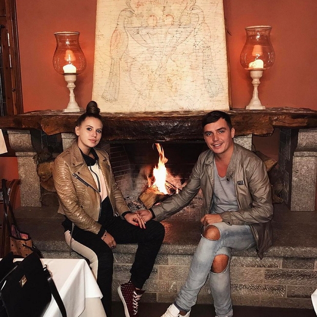 Артёмова: Женя не делал предложение и не дарил кольцо Артёмова: Женя не делал предложение и не дарил кольцо