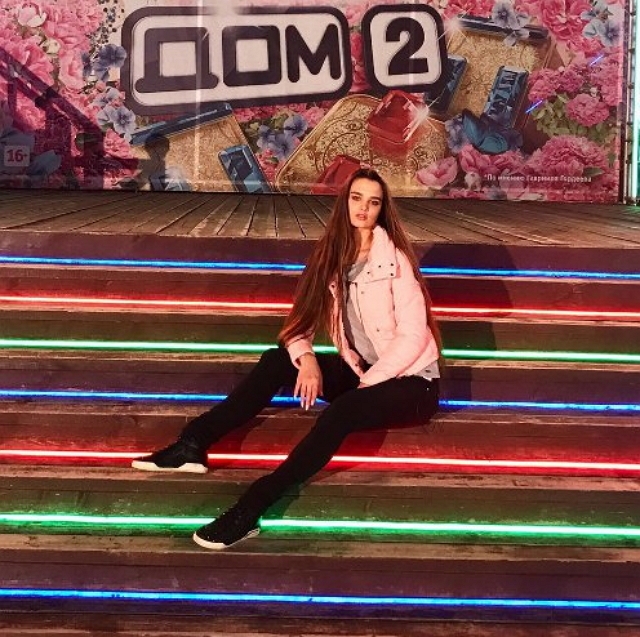 Алла Грибова: Странная девушка Эля Алла Грибова: Странная девушка Эля