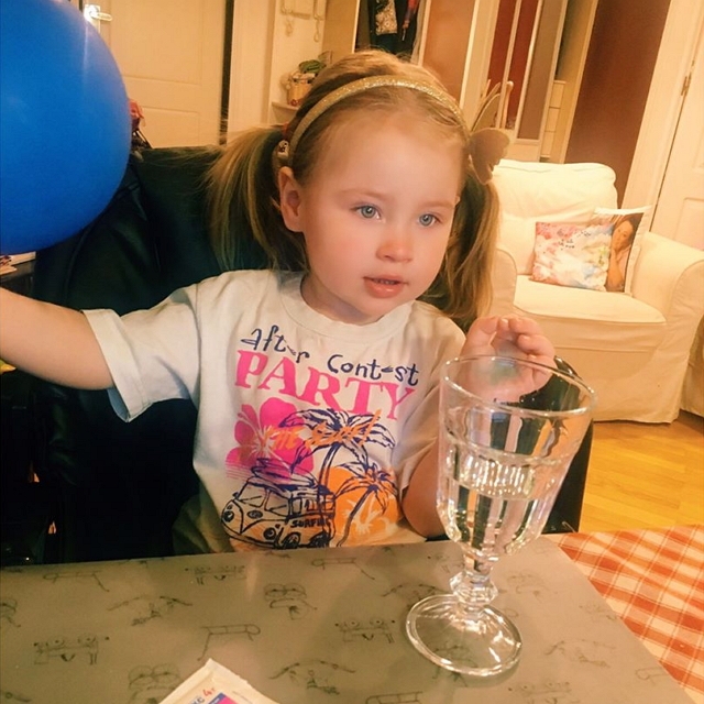 Фото детей участников Дома-2 (8.05.2017) Фото детей участников Дома-2 (8.05.2017)