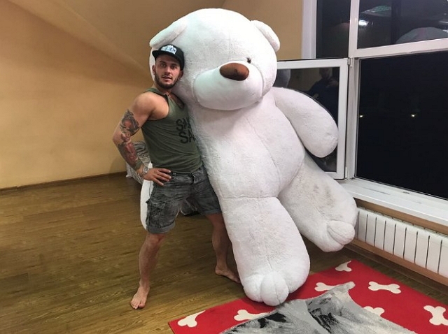 Сергей Кучеров: Странный парень Виталик Сергей Кучеров: Странный парень Виталик