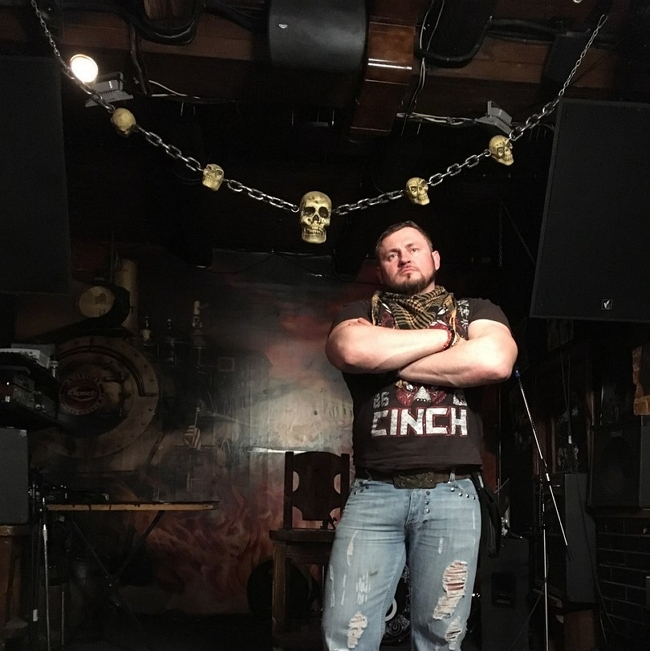 ����� ����� ���: ������ �����������