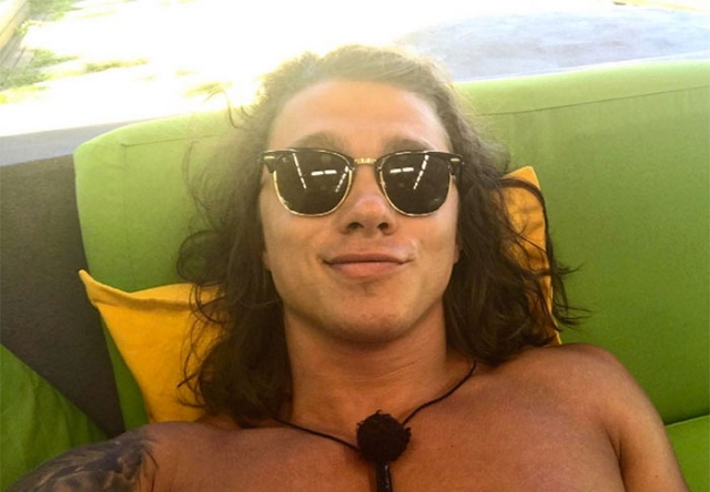 Стас Дехтяренко покинул Сейшельские острова Стас Дехтяренко покинул Сейшельские острова