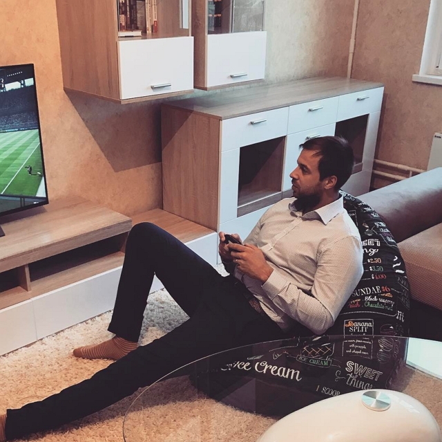 ����� ����� ���: ������ ������