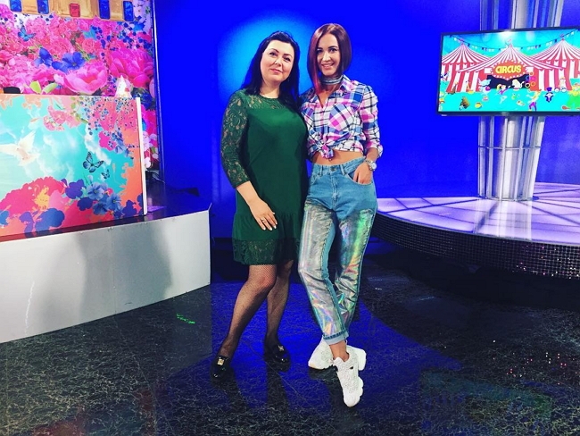 Фото со съёмок ток-шоу (17.05.2017) Фото со съёмок ток-шоу (17.05.2017)