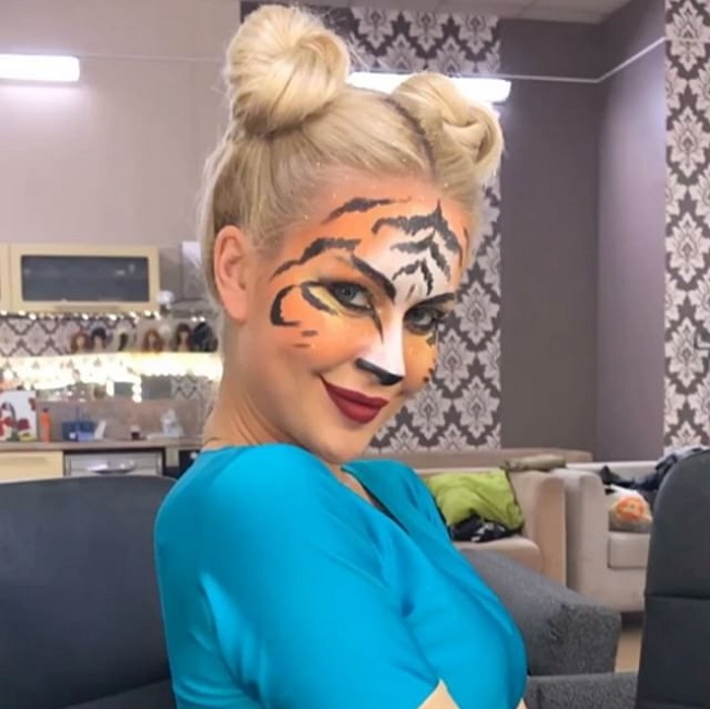 Фото со съёмок ток-шоу (17.05.2017) Фото со съёмок ток-шоу (17.05.2017)