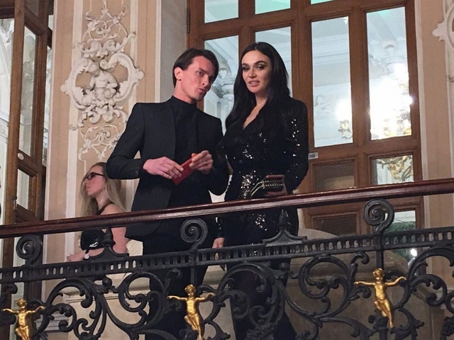 Алёна Водонаева вывела в свет своего нового мужчину Алёна Водонаева вывела в свет своего нового мужчину