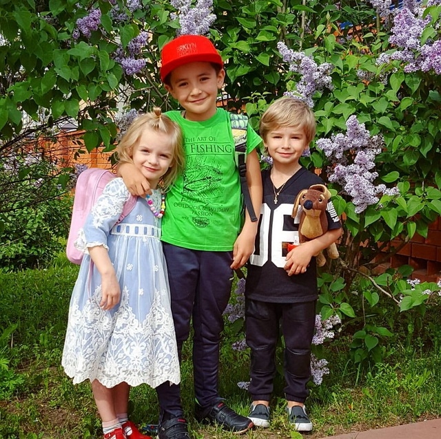 Фото детей участников Дома-2 (10.06.2017) Фото детей участников Дома-2 (10.06.2017)