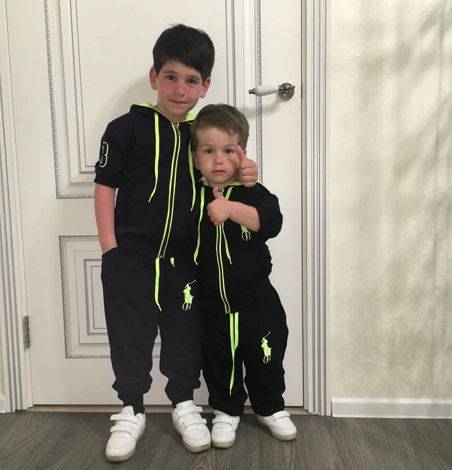 Фото детей участников Дома-2 (11.06.2017) Фото детей участников Дома-2 (11.06.2017)