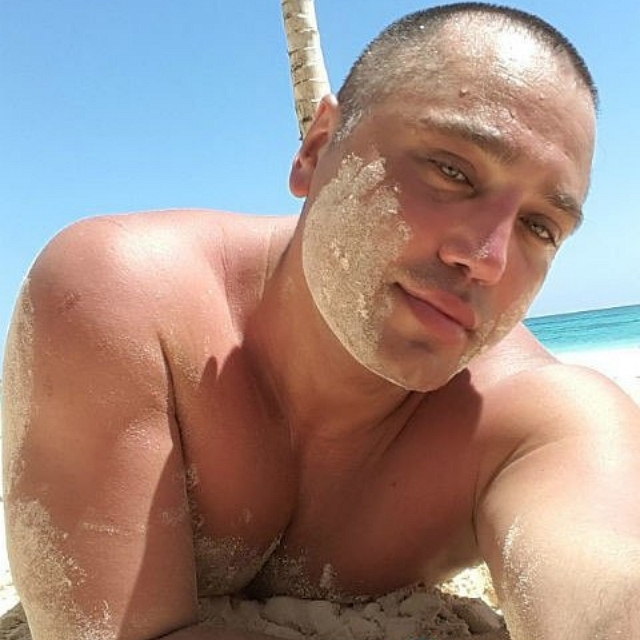 Рустам Калганов отдохнул с мамой на полмиллиона рублей Рустам Калганов отдохнул с мамой на полмиллиона рублей