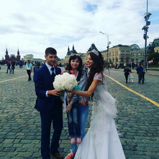 Первые фото со свадьбы Рапунцелей Первые фото со свадьбы Рапунцелей