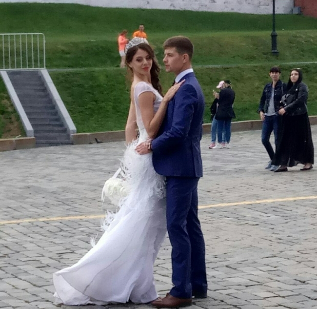 Первые фото со свадьбы Рапунцелей Первые фото со свадьбы Рапунцелей