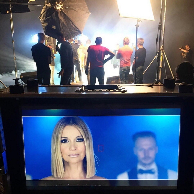 Фанаты в восторге от нового имиджа Ольги Орловой Фанаты в восторге от нового имиджа Ольги Орловой