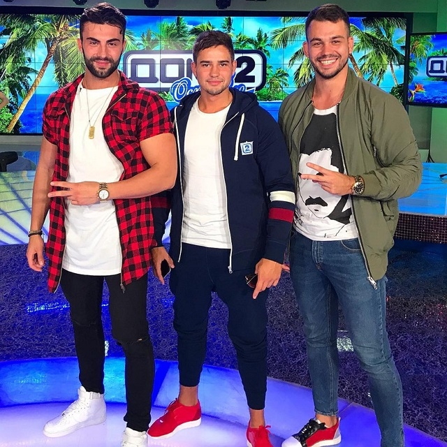 Фото со съёмок ток-шоу (30.06.2017) Фото со съёмок ток-шоу (30.06.2017)