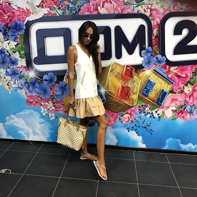 Фото со съёмок ток-шоу (30.06.2017) Фото со съёмок ток-шоу (30.06.2017)