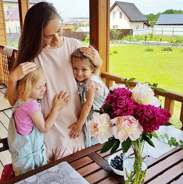 Фото детей участников Дома-2 (30.06.2017) Фото детей участников Дома-2 (30.06.2017)